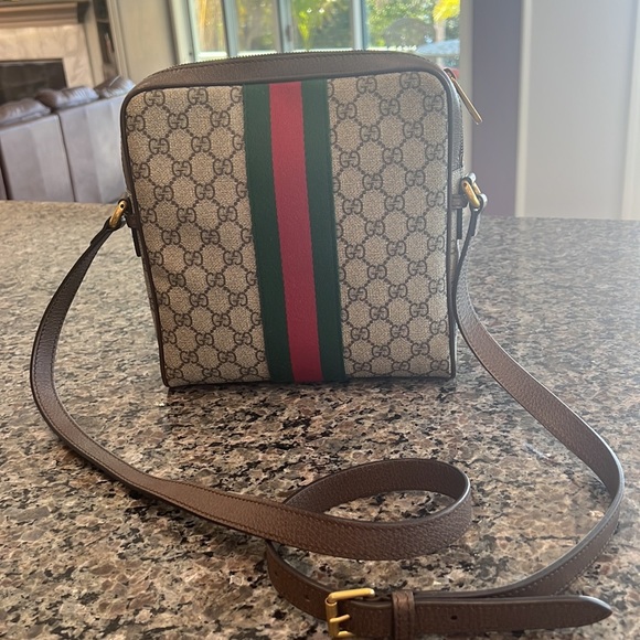 Gucci Ophidia GG Small Messenger - Picture 2 of 15
